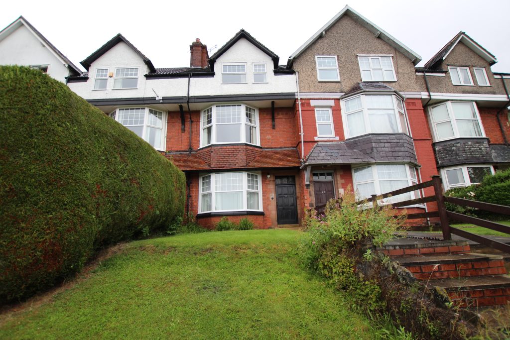 72 Cambrian View, Chester photo